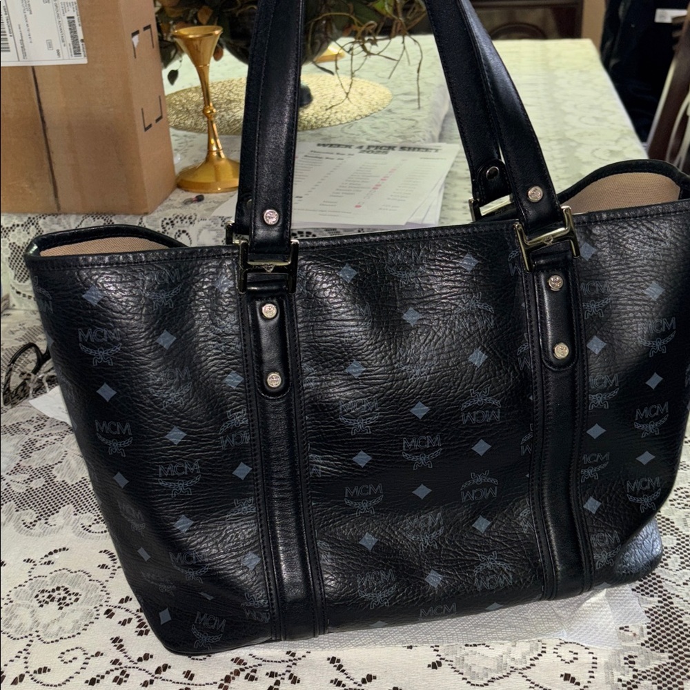 MCM Black and Gray genuine pebbled leather luxury version Tote pristine - Picture 4 of 16